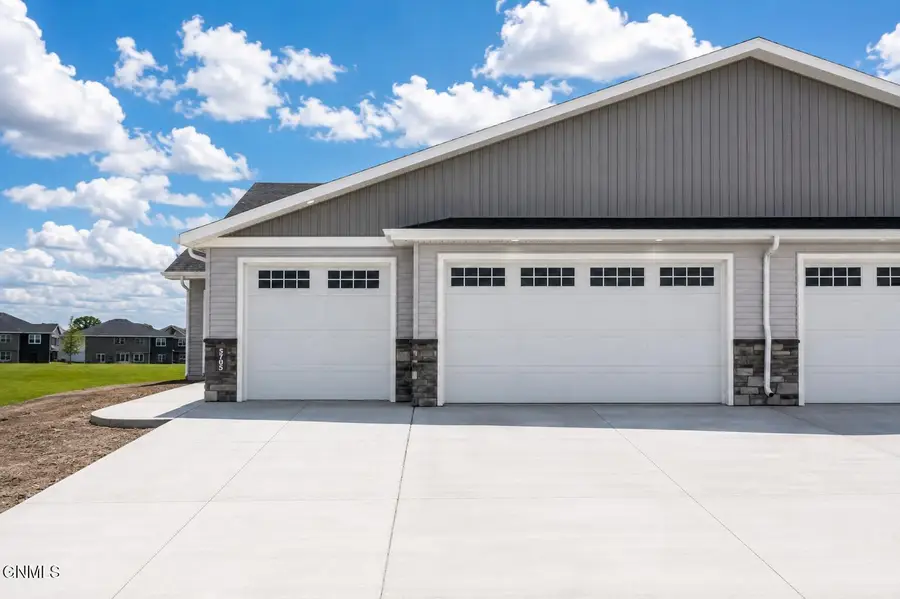 5705 Davies Drive, Bismarck, ND 58503 - #2