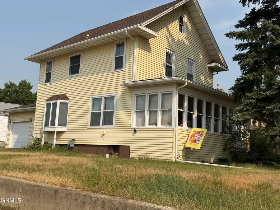 426 Main Street S, Stanley, ND 58784 - #2
