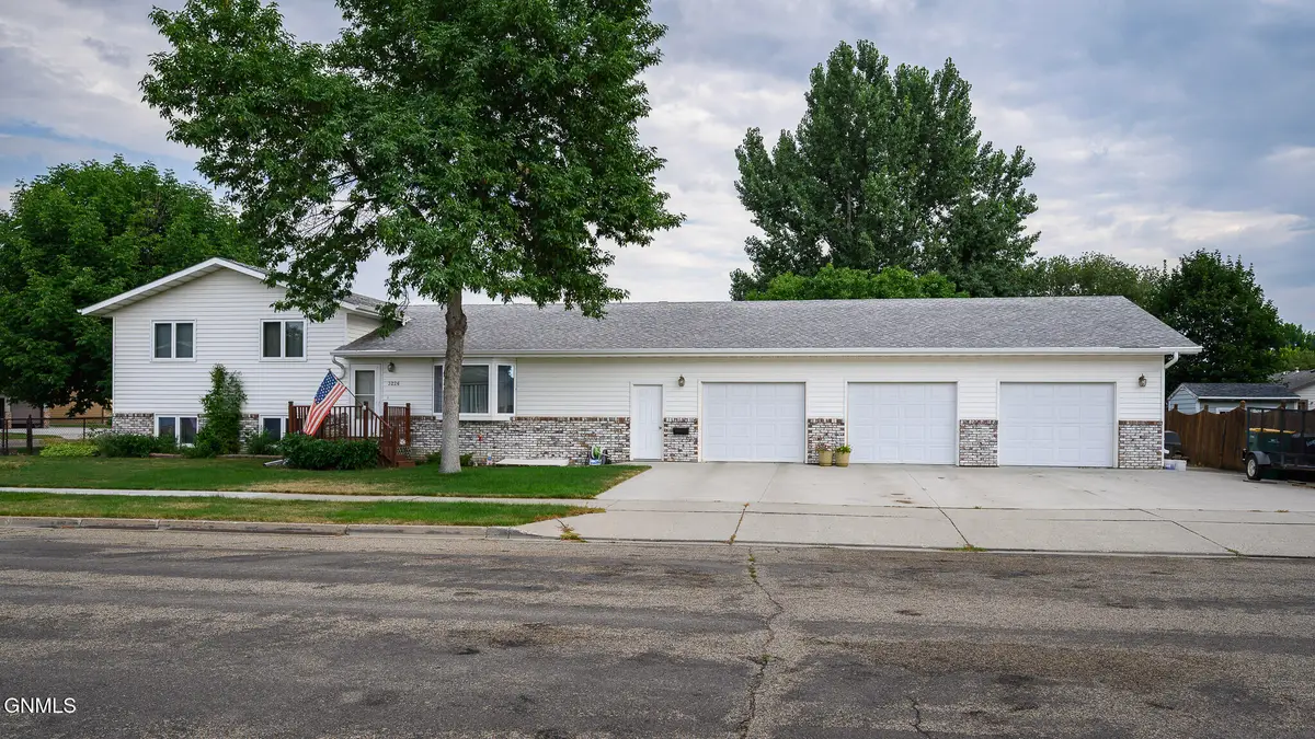 3226 Devon Drive, Bismarck, ND 58504 - #1