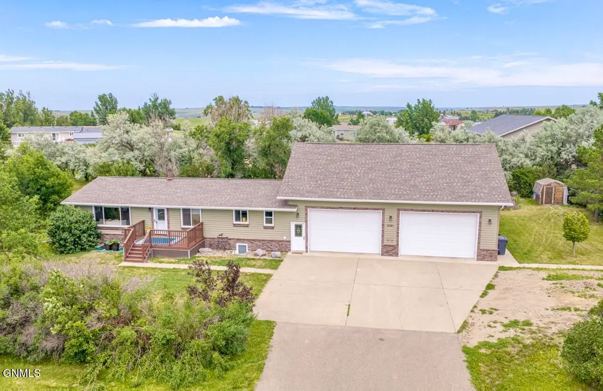 5021 132nd Trail Nw #307, Williston, ND 58801 - #1