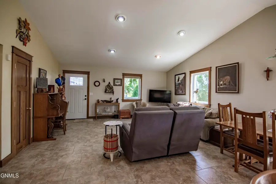 153 Leslie Avenue, Stanton, ND 58571 - #3