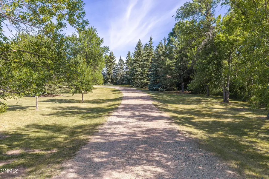 4113 13v Street Nw, Garrison, ND 58540 - #3
