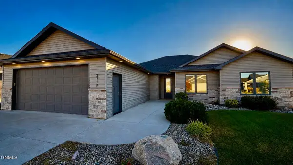 3719 Leighton Drive, Bismarck, ND 58504