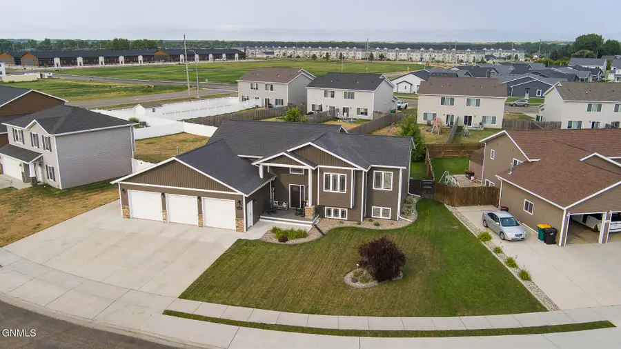 3318 Dortmund Drive, Bismarck, ND 58504 - #2