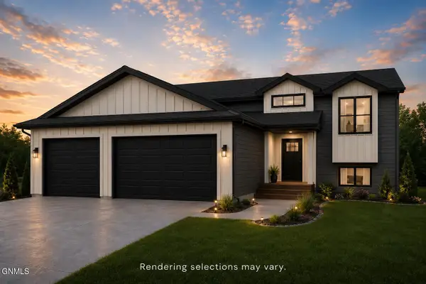 5724 Theodore Lane, Bismarck, ND 58503