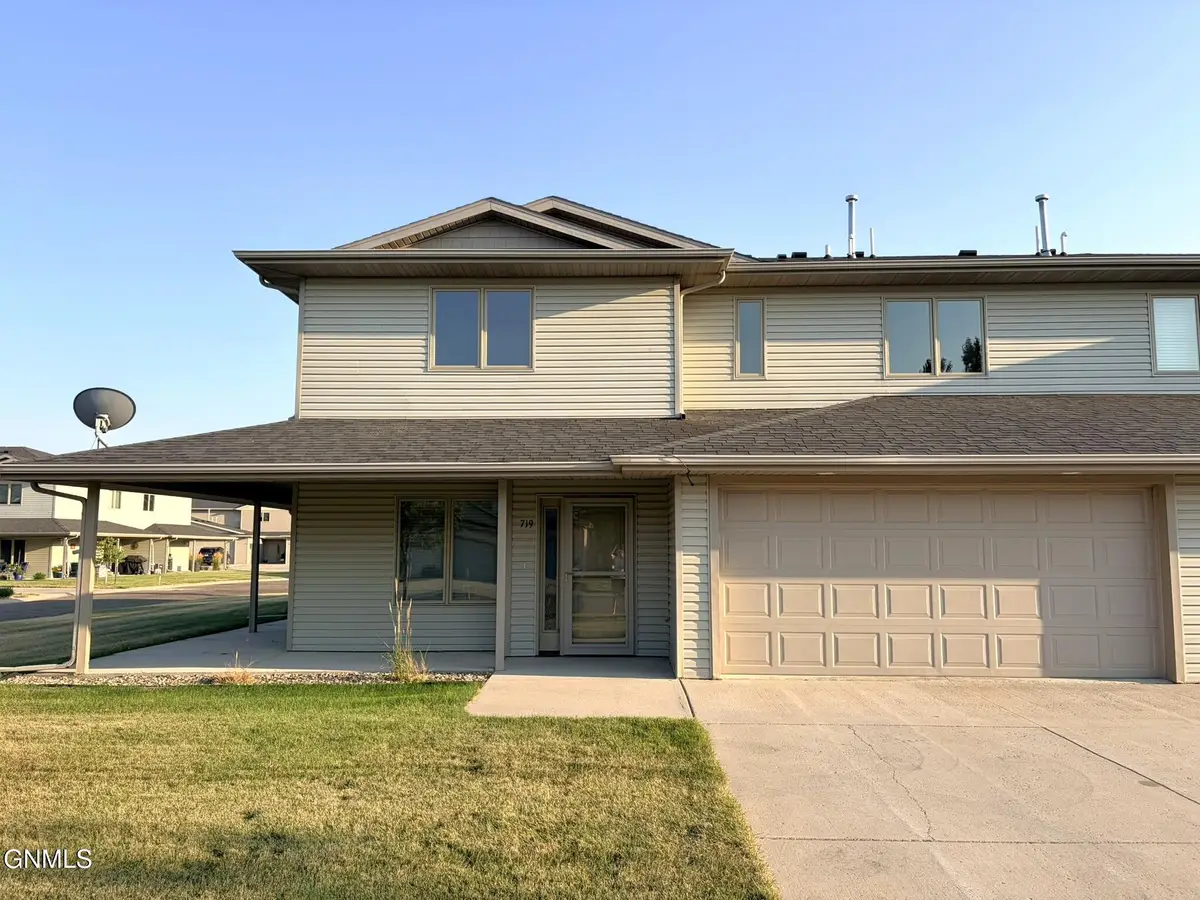 719 Mayflower Drive, Bismarck, ND 58504 - #1