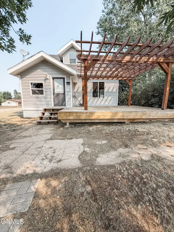 410 Main Street, Columbus, ND 58727