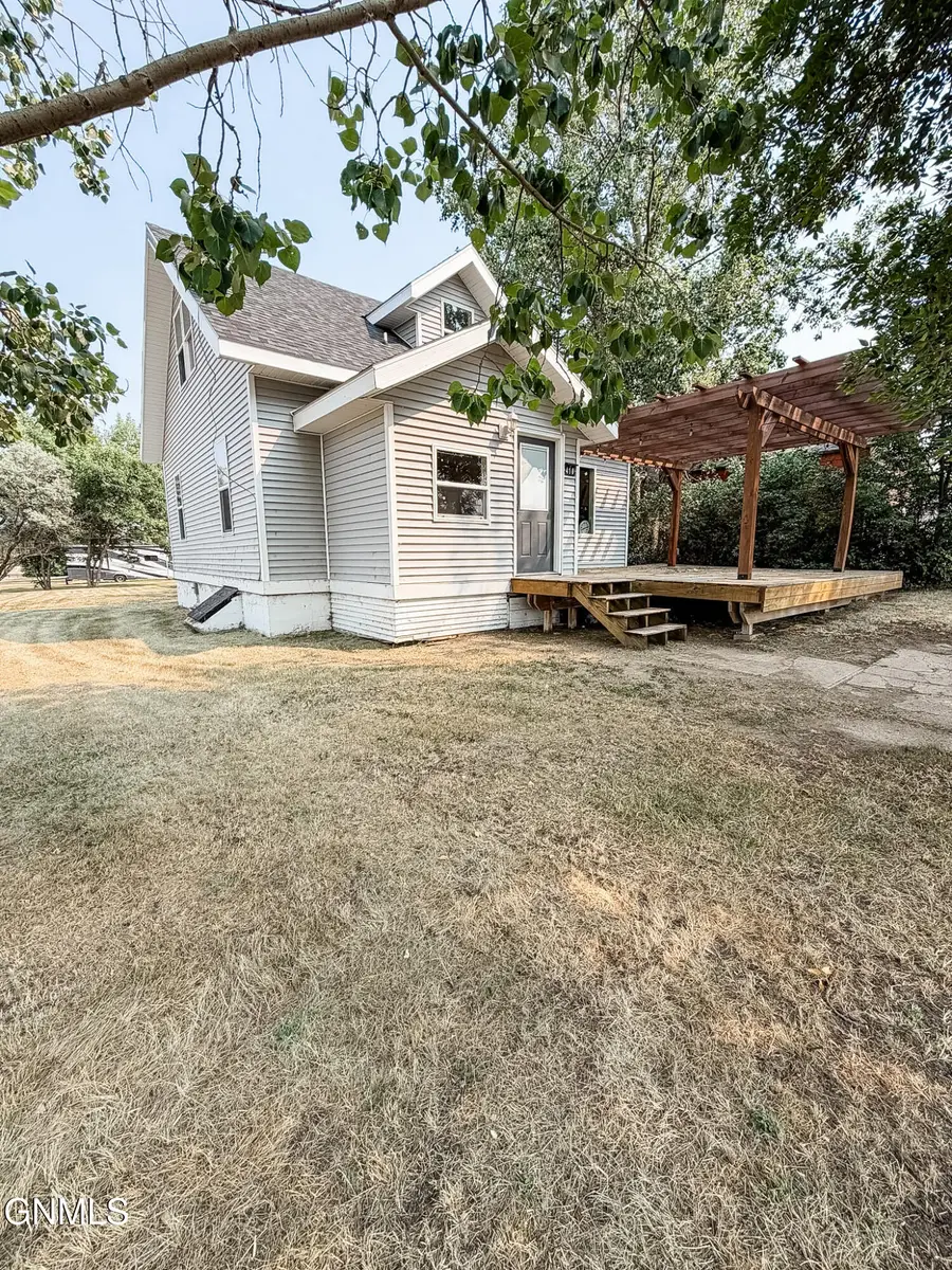 410 Main Street, Columbus, ND 58727 - #3