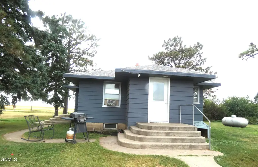 6622 11th Avenue Se, Hazelton, ND 58544 - #3