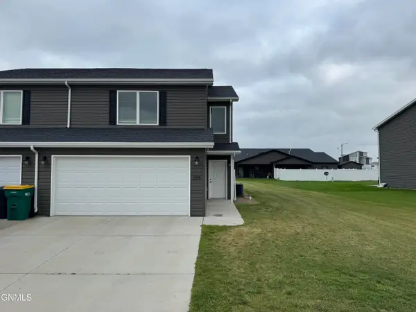 3728 24th Street Se, Mandan, ND 58554