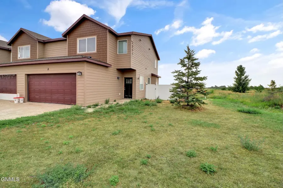 5809 Victoria Avenue #Unit A, Williston, ND 58801 - #2