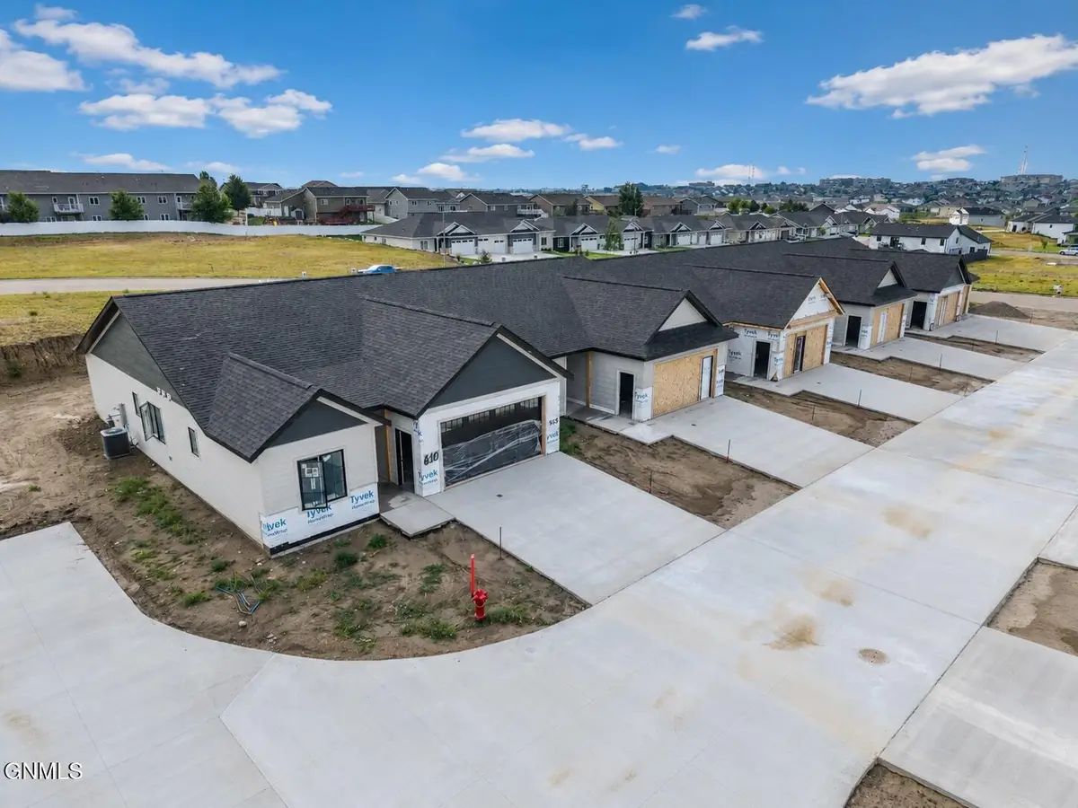 5625 Marble Point, Bismarck, ND 58503 - #1