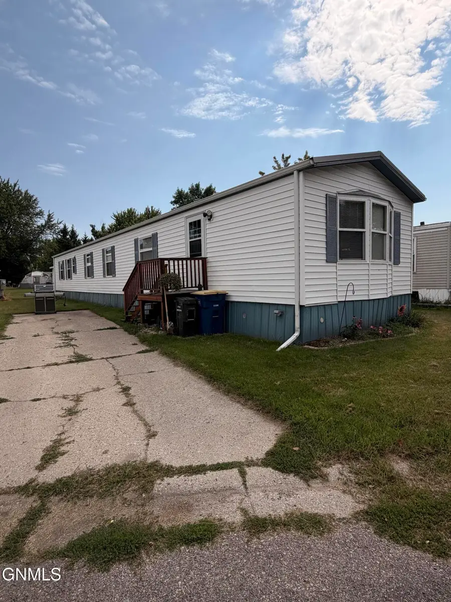 238 Northland Estates, Jamestown, ND 58401 - #2