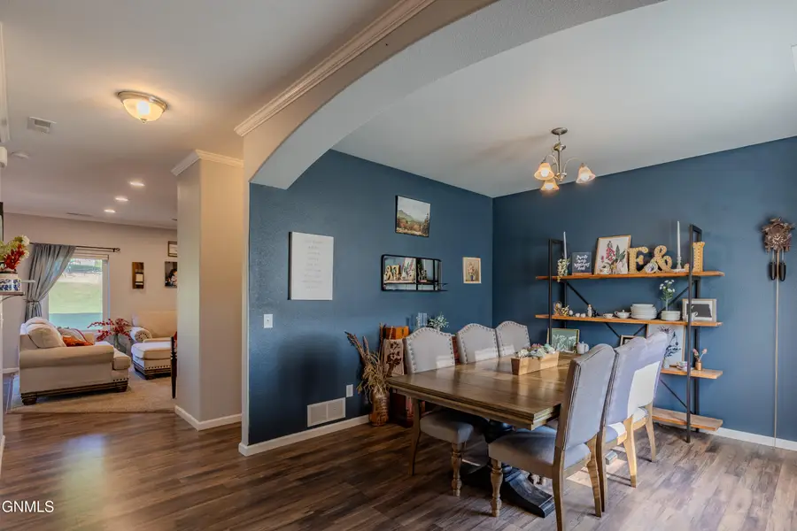 729 Walter Way, Bismarck, ND 58503 - #3
