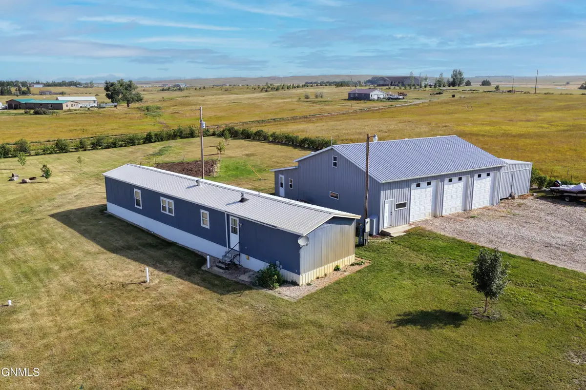 13293 58th Street Nw, Williston, ND 58801 - #1