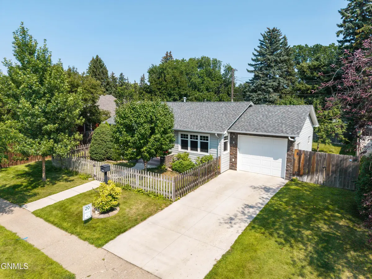 1219 Mandan Street N, Bismarck, ND 58501 - #1