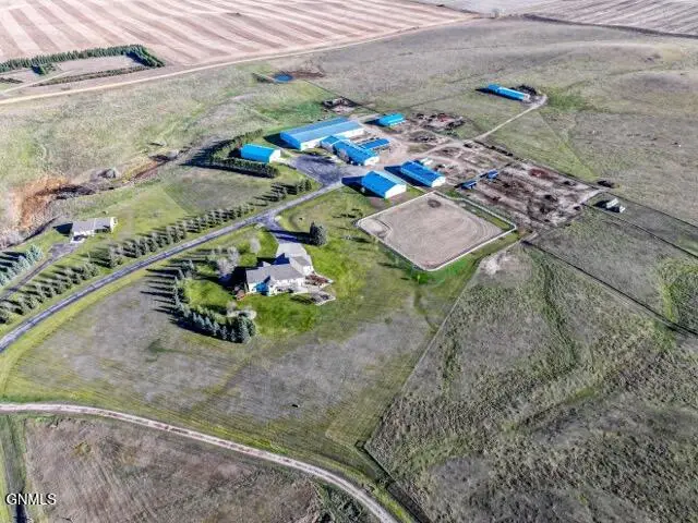 9861 Highway 1804 N, Bismarck, ND 58503 - #1