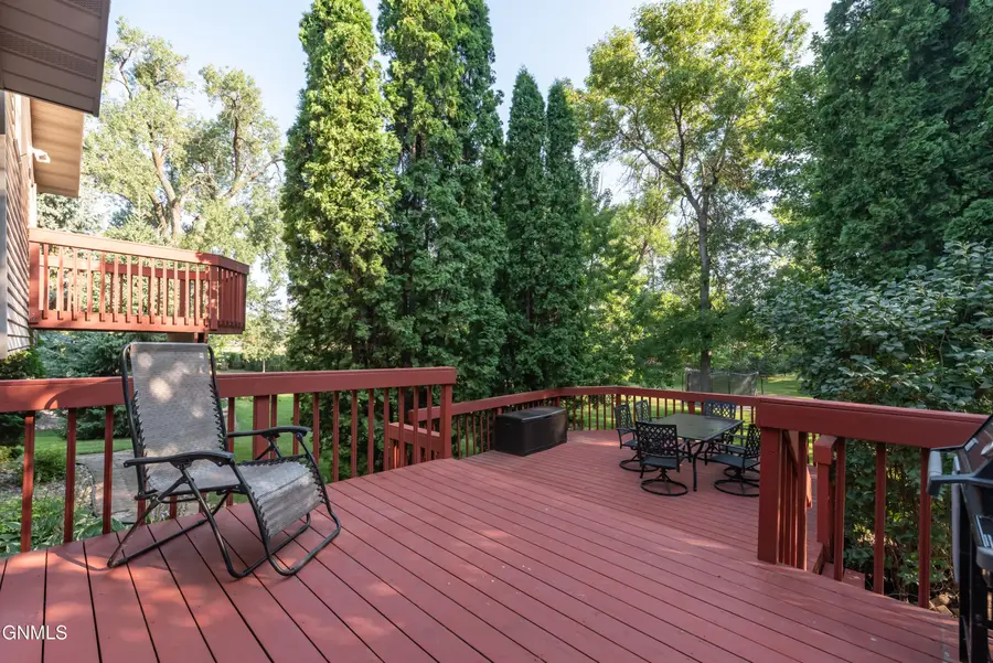 4718 Pintail Loop Se, Mandan, ND 58554 - #2