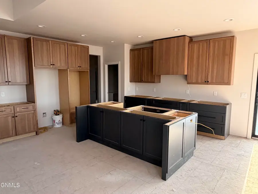 2314 Ketchum Avenue, Bismarck, ND 58503 - #3