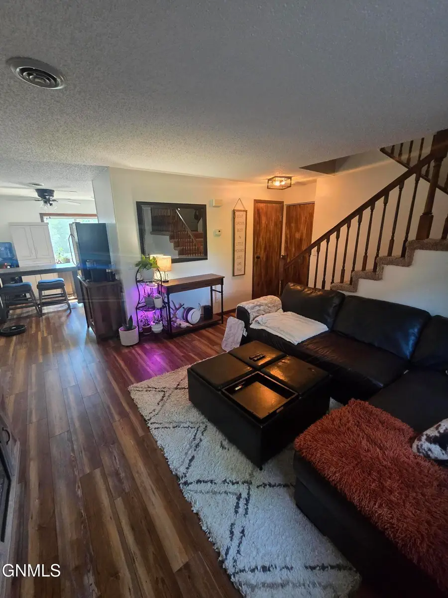 707 35th Street N, Bismarck, ND 58501 - #2