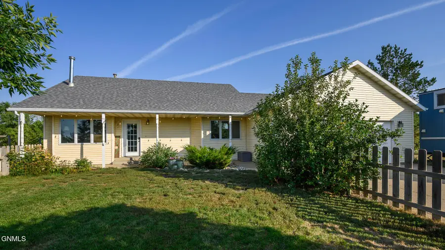 2395 Foxtail Lane N, Mandan, ND 58554 - #3