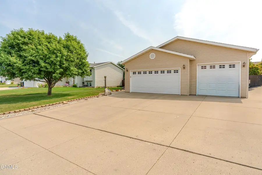 63 Haywood Drive, Lincoln, ND 58504 - #3