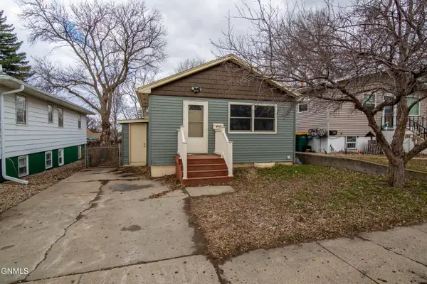 410 22nd Street N, Bismarck, ND 58501
