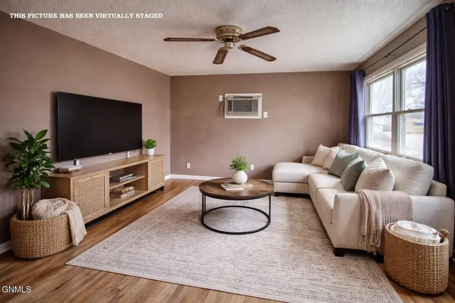 410 22nd Street N, Bismarck, ND 58501 - #3