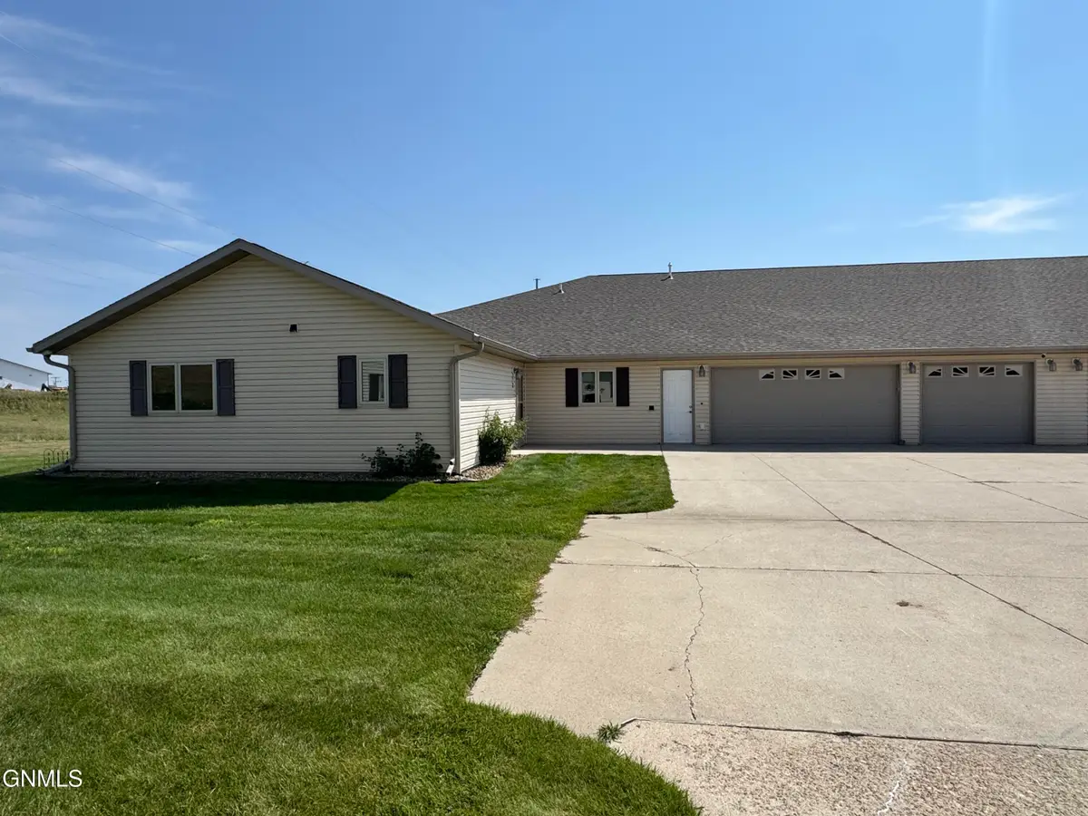 3213 Nebraska Drive #3, Bismarck, ND 58503 - #1