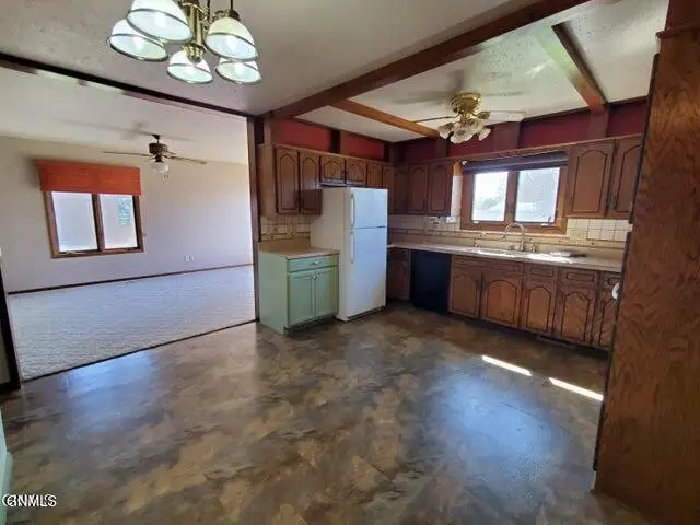 225 5th Street E, Napoleon, ND 58561 - #3