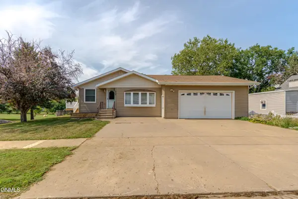 208 2nd Street N, New Salem, ND 58563