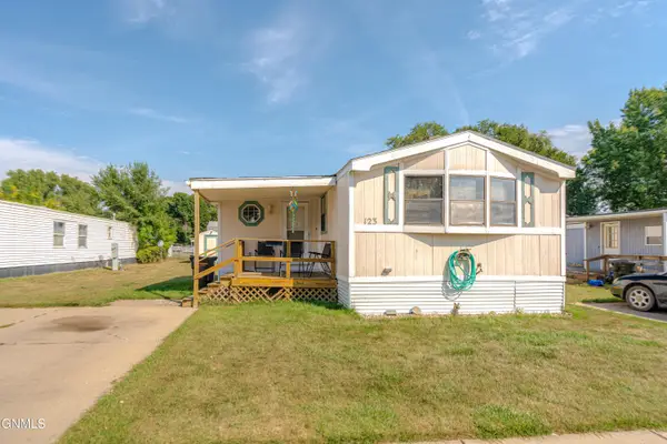 123 Delaware Street, Bismarck, ND 58504