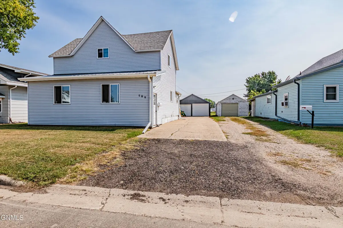 509 Desmet Avenue, Harvey, ND 58341 - #1