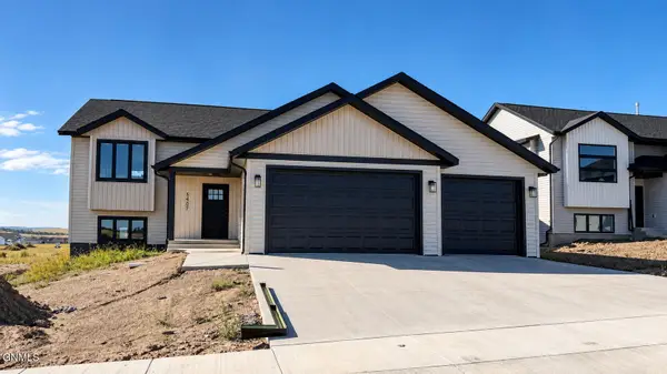 5407 Welder Avenue, Bismarck, ND 58503
