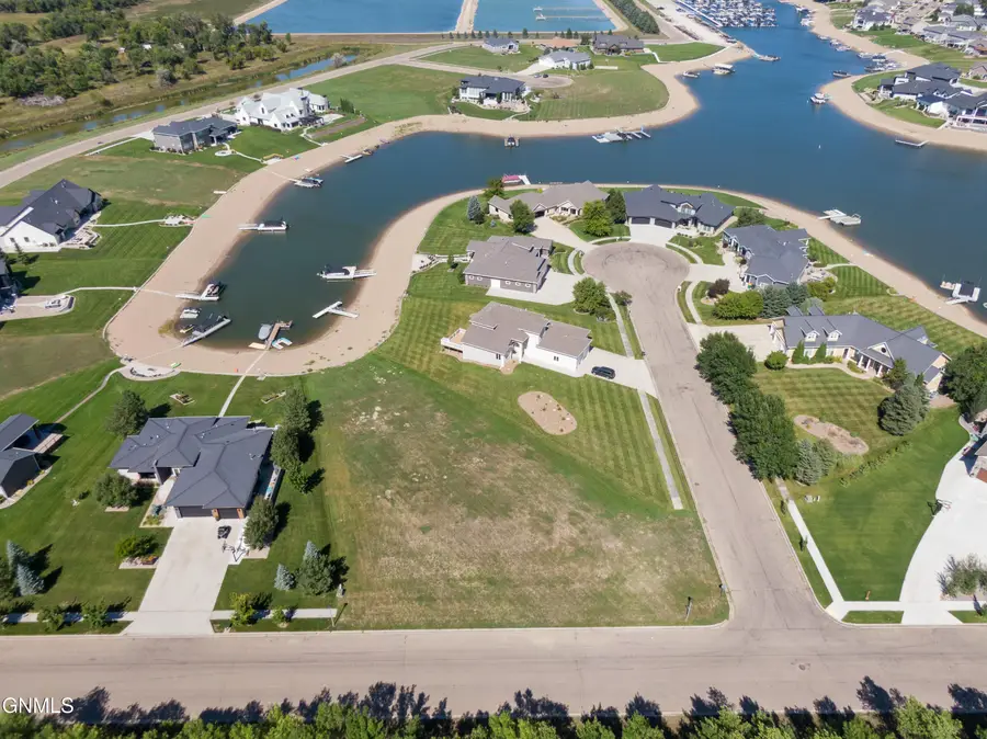 3938 Lakewood Drive Se, Mandan, ND 58554 - #2