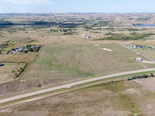 0002 Hwy 1806, Mandan, ND 58554