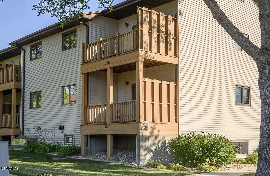3241 Montreal Street, Bismarck, ND 58503 - #1