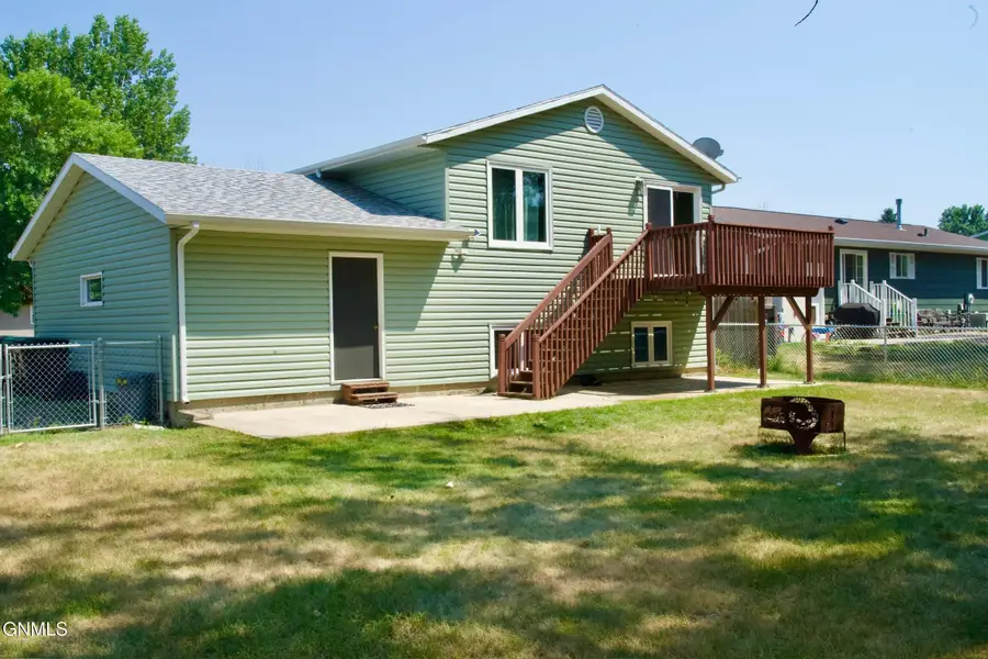 3 Penenah Drive, Lincoln, ND 58504 - #2
