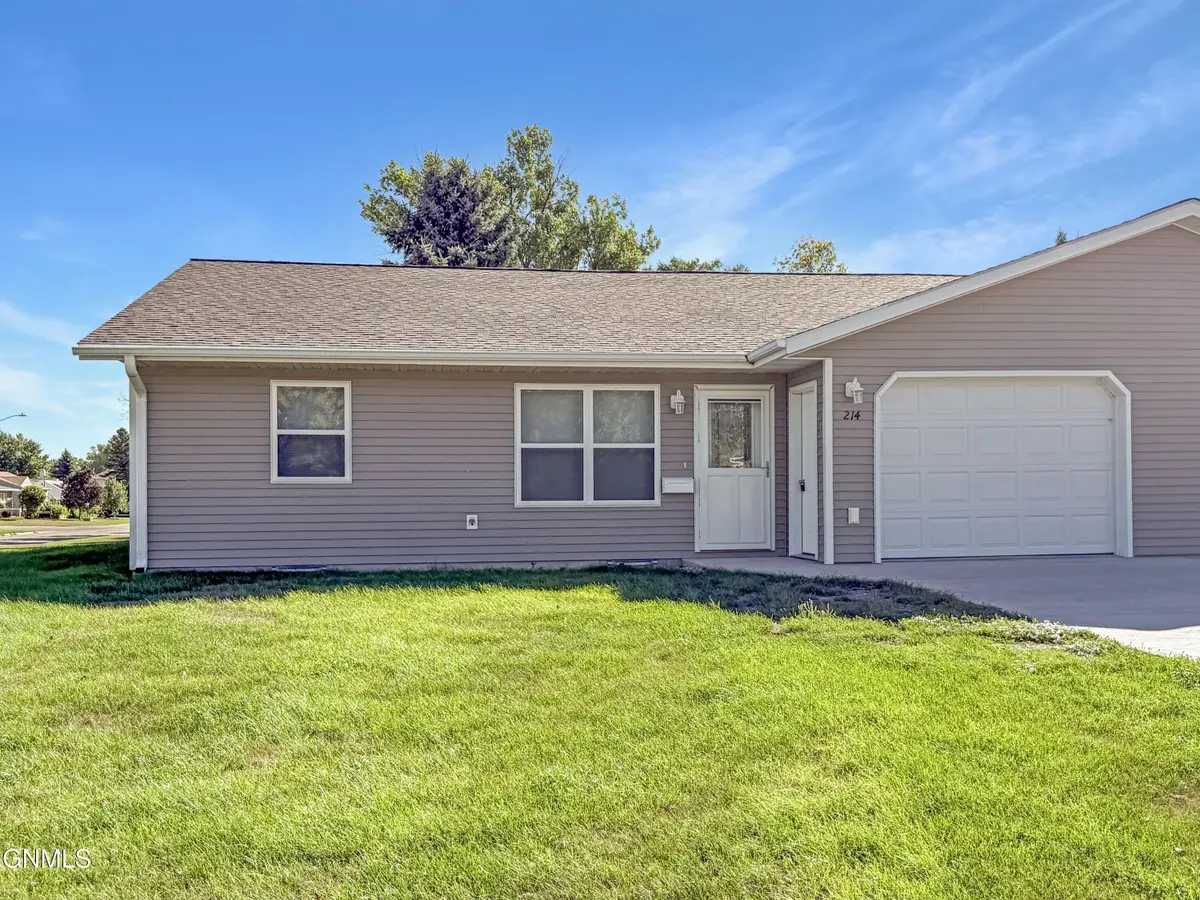 214 9th Avenue S, Carrington, ND 58421 - #1