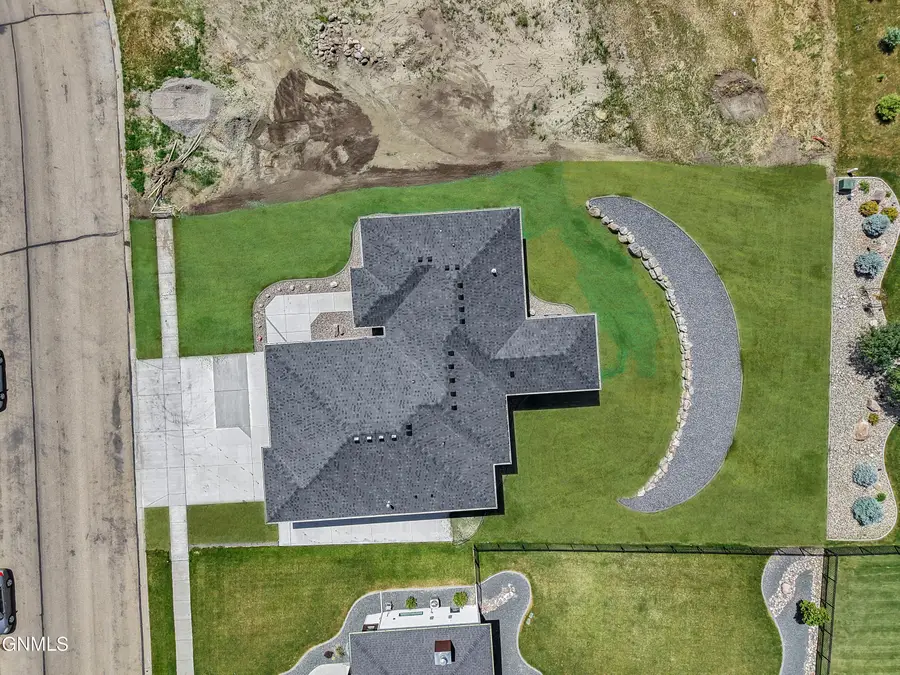 3916 Cogburn Road, Bismarck, ND 58503 - #2