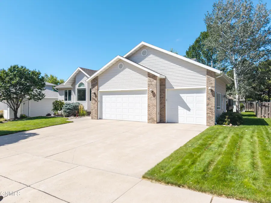 2524 Sharps Loop, Bismarck, ND 58503 - #3