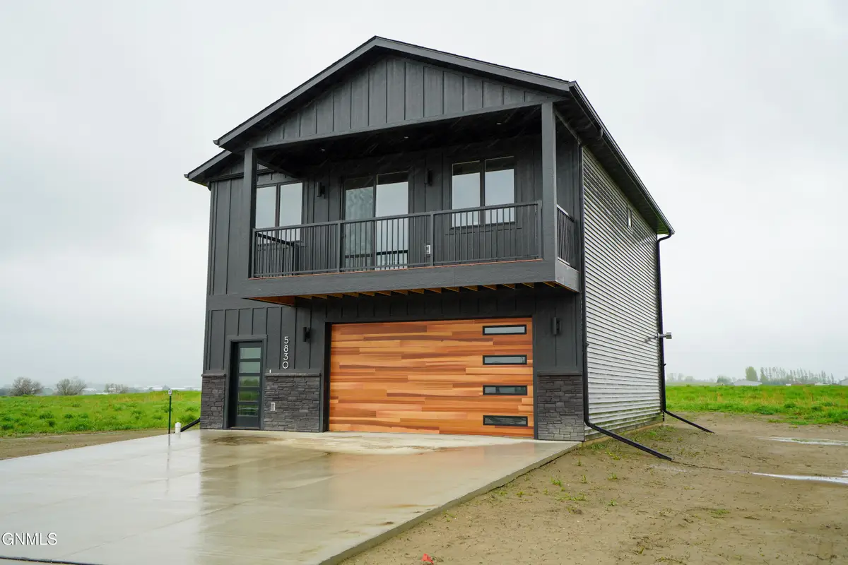 5830 28th Avenue Se, Lincoln, ND 58504 - #1