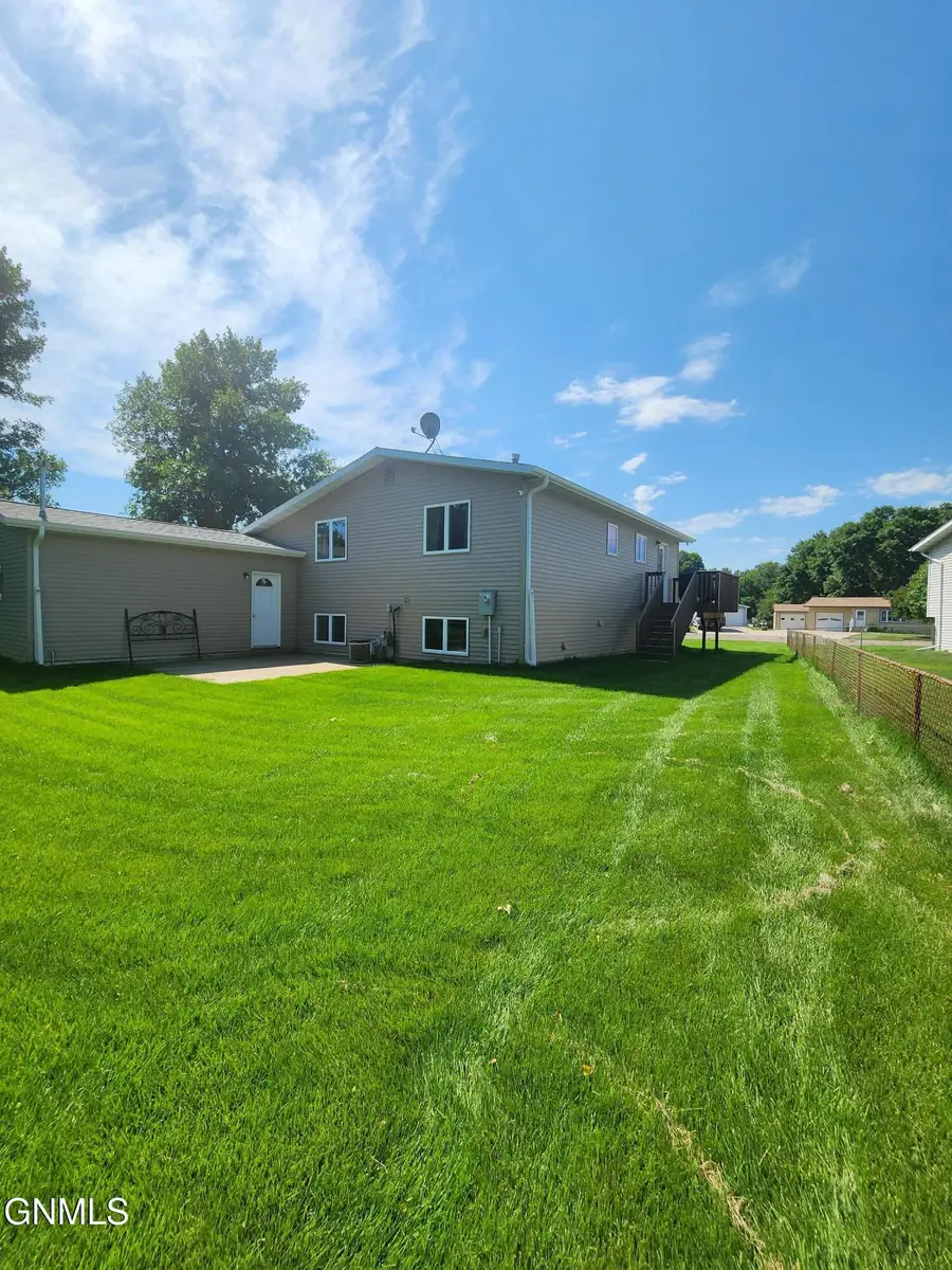 8 Brevet Place, Lincoln, ND 58504 - #2