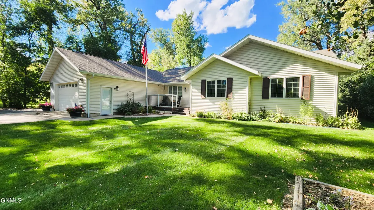 6110 Ponderosa Avenue, Bismarck, ND 58503 - #1