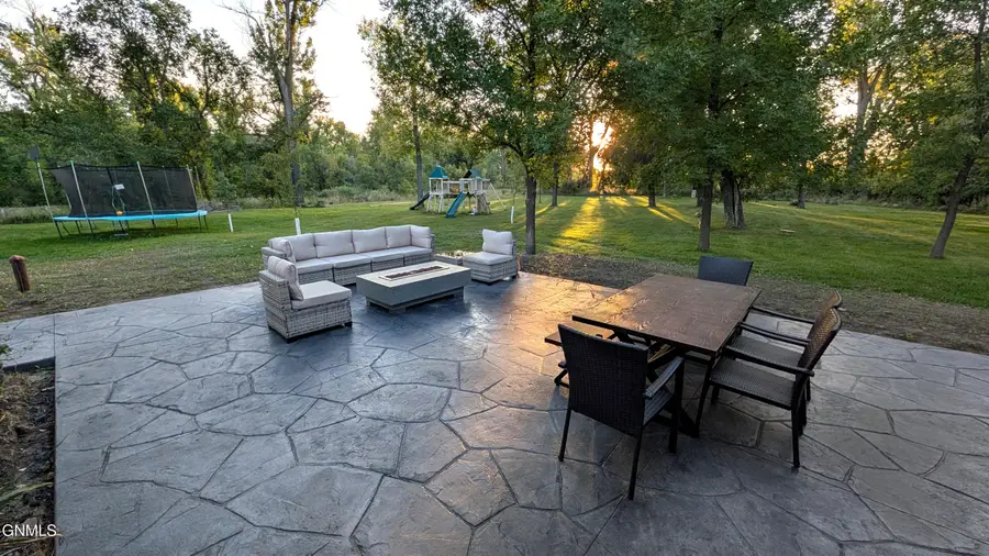 365 Glenwood Drive, Bismarck, ND 58504 - #3