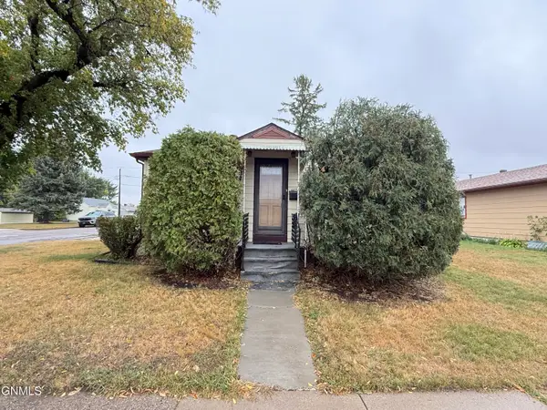 607 8th Avenue Sw, Valley City, ND 58072