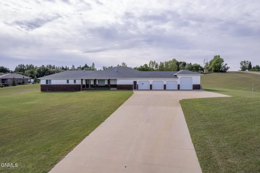 7301 Northgate Drive, Bismarck, ND 58504 - #2
