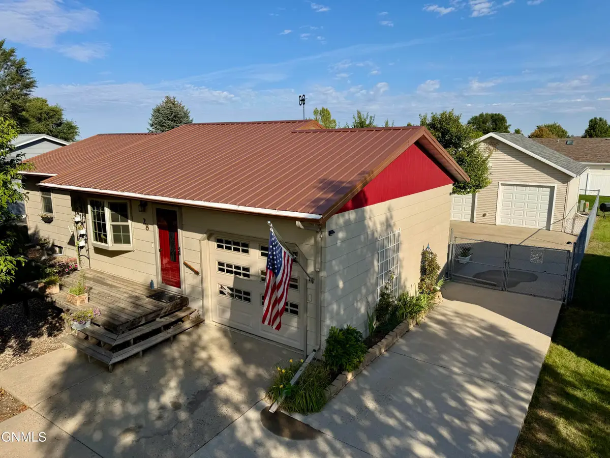28 Santee Road, Lincoln, ND 58504 - #1