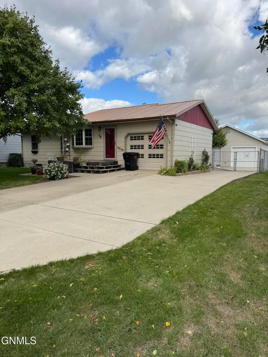 28 Santee Road, Lincoln, ND 58504 - #2