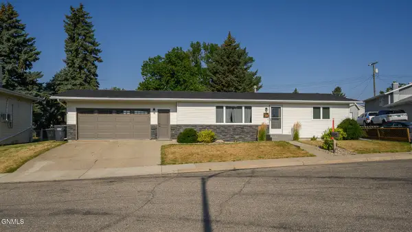 1713 5th Avenue Nw, Mandan, ND 58554